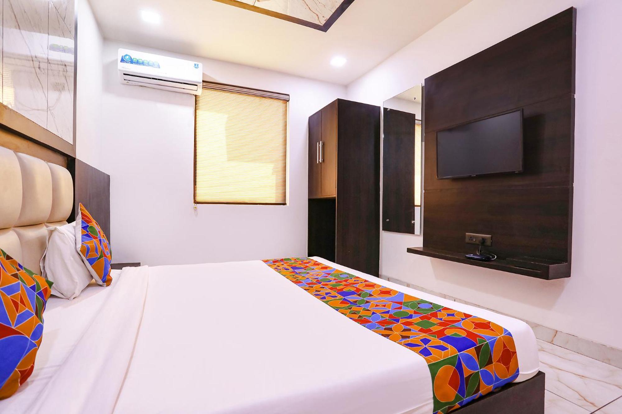 Fabhotel Grand Sparrow Tajganj Ngoại thất bức ảnh