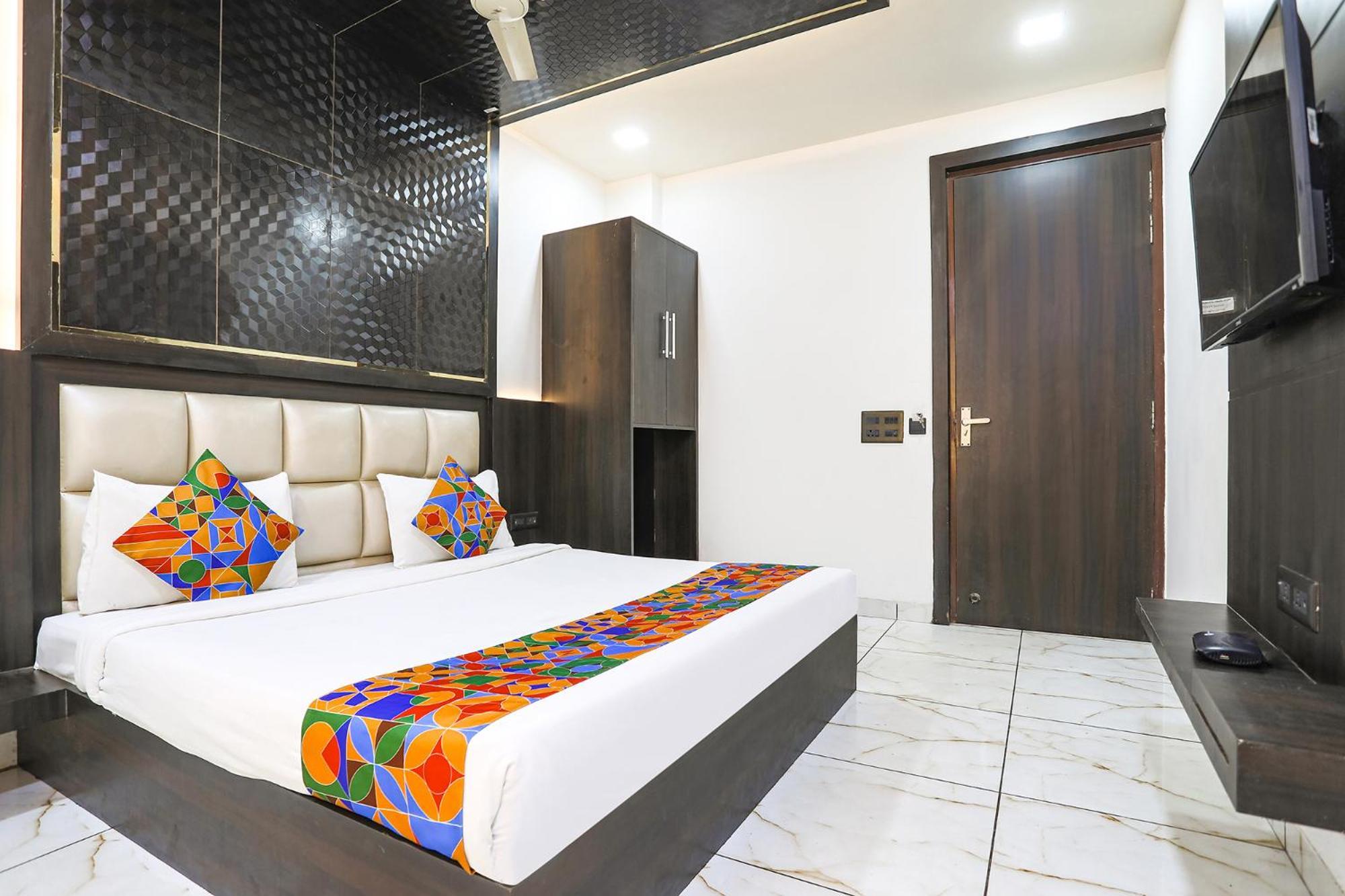 Fabhotel Grand Sparrow Tajganj Ngoại thất bức ảnh
