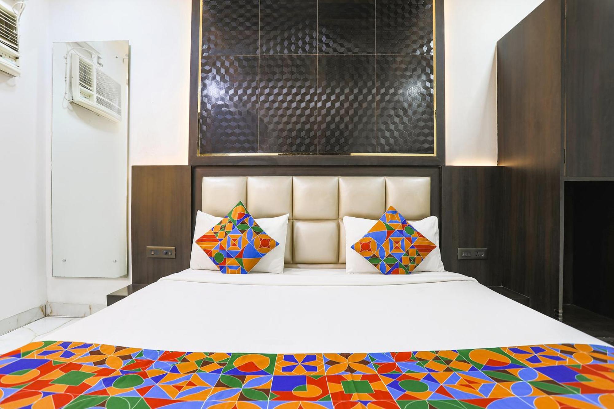 Fabhotel Grand Sparrow Tajganj Ngoại thất bức ảnh