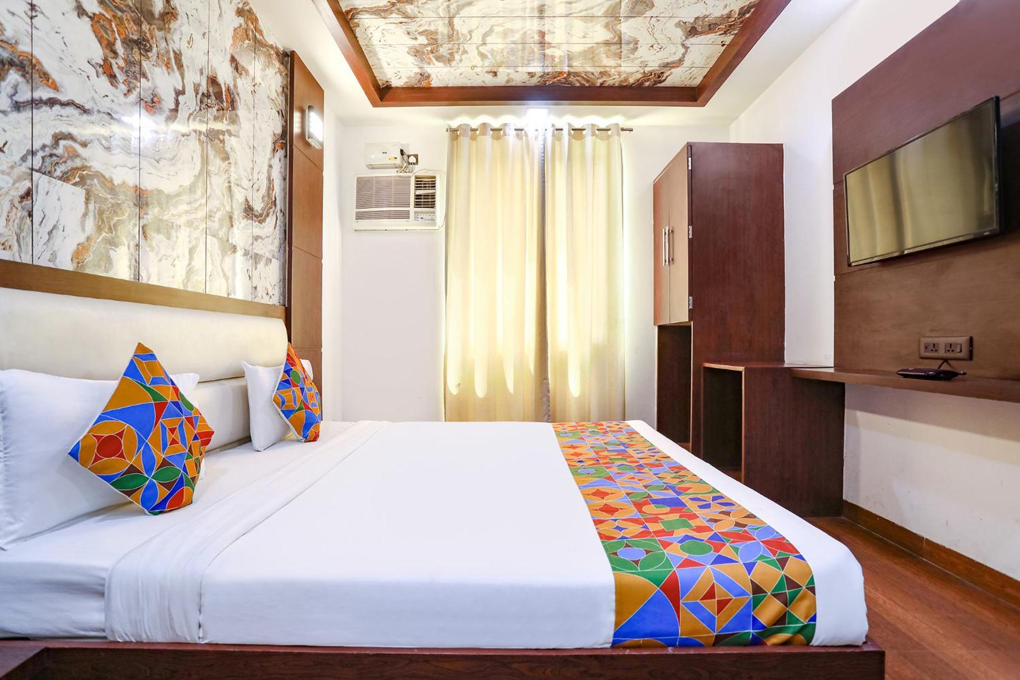 Fabhotel Grand Sparrow Tajganj Ngoại thất bức ảnh