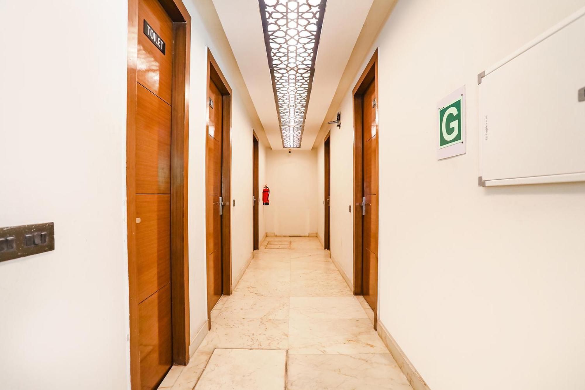 Fabhotel Grand Sparrow Tajganj Ngoại thất bức ảnh